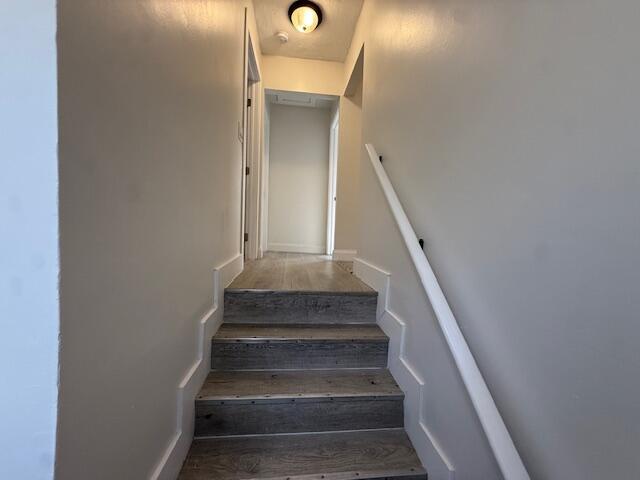 Building Photo - 904 4th St