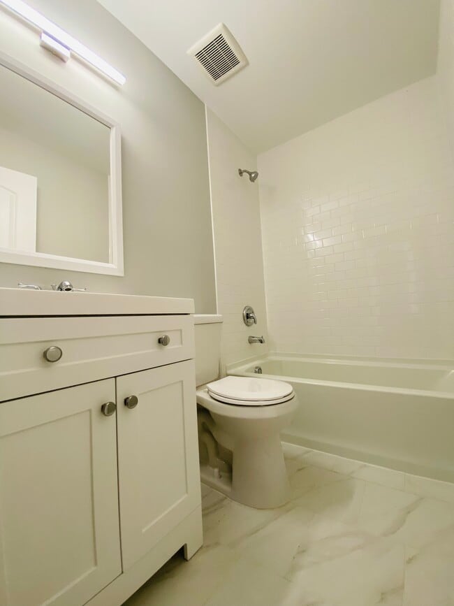 Building Photo - 6629 Kirby Ct