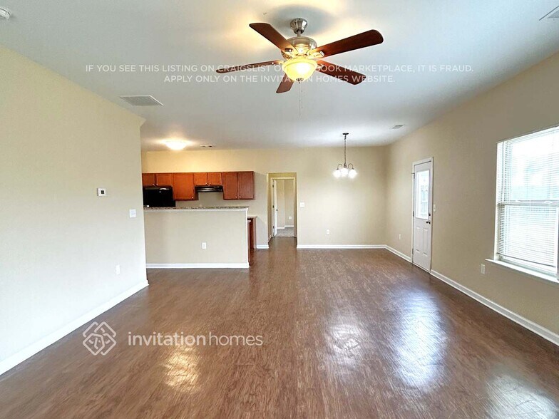 Building Photo - 166 Forrest Hills Dr
