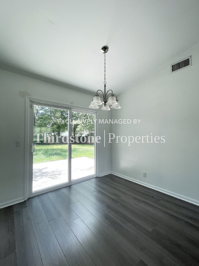 Building Photo - 139 Cherry Point Dr
