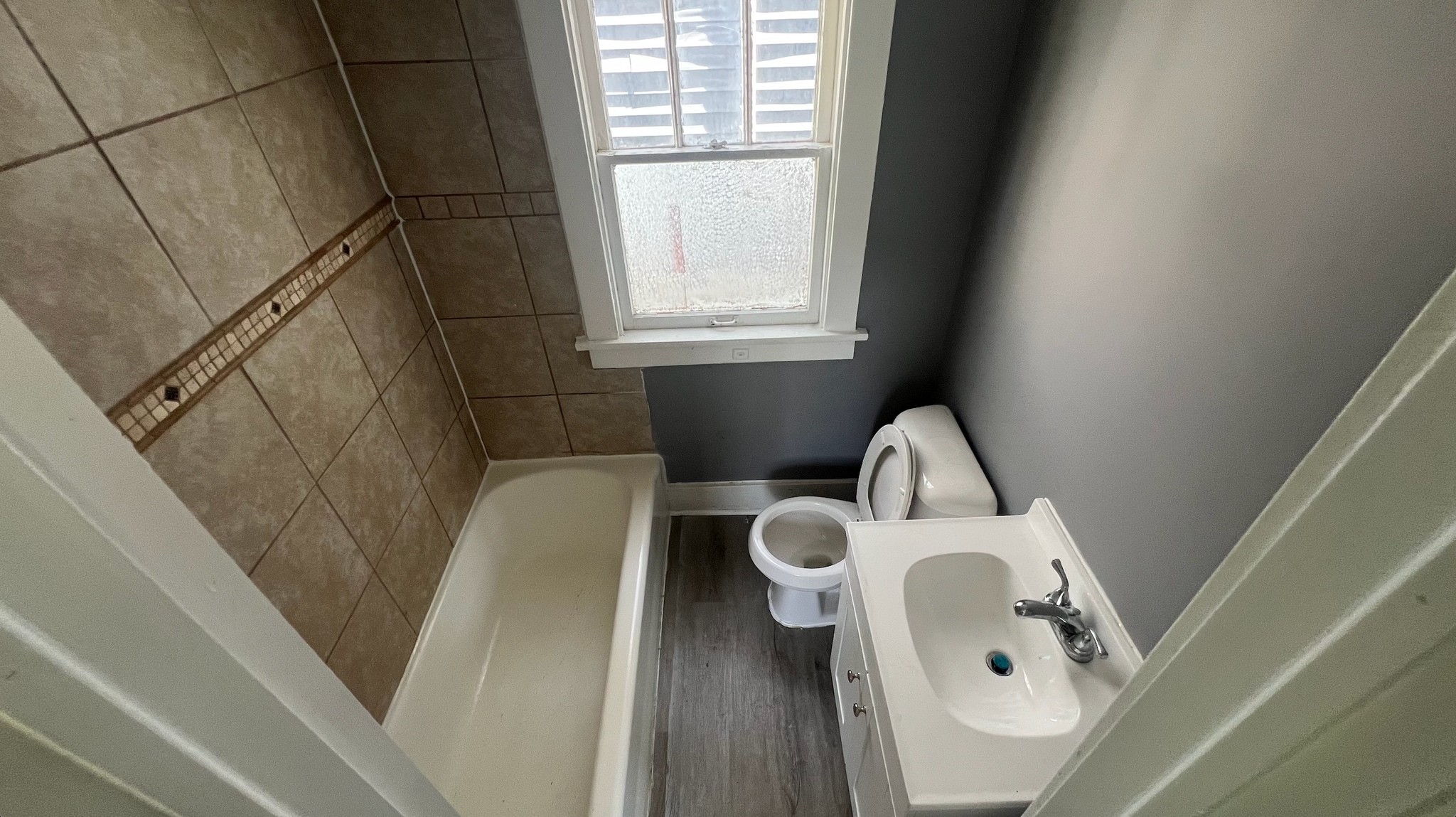 Main Floor Bathroom - 1109 NE Perry Ave