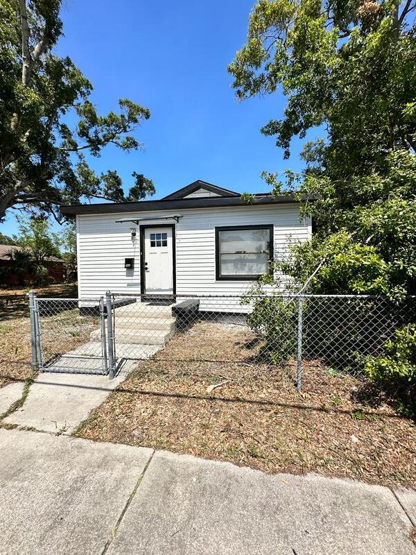 Primary Photo - 1426 40th St S