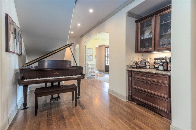 Building Photo - Lakeland TN Gorgeous Home for Lease