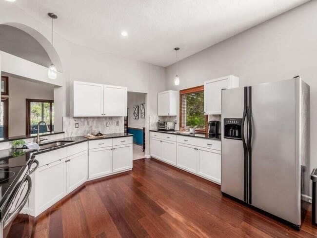 Building Photo - 5450 Haverhill Dr