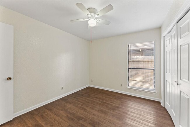 Building Photo - 2518 Howellwood Way