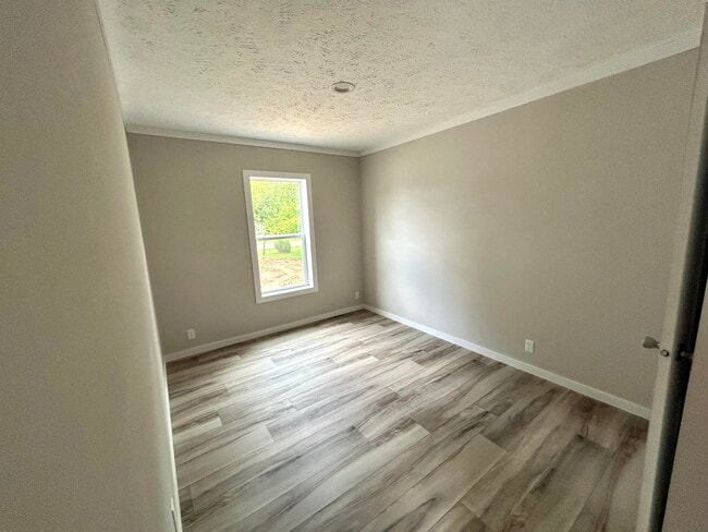 Building Photo - 2110 US-127
