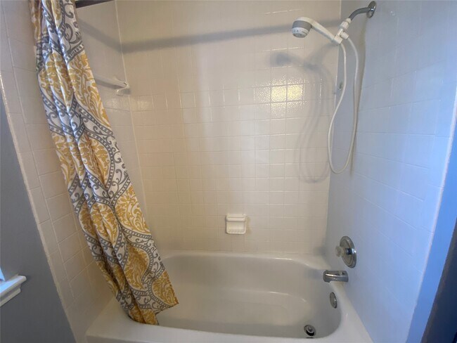 Building Photo - 20723 Spring Rose Dr