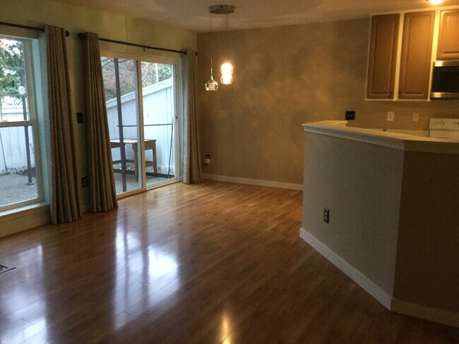 Building Photo - Stylish 2-Bedroom, 2.5-Bath Townhome with Garage & Private Patio