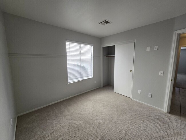 Building Photo - 6325 Cascade Run Ave