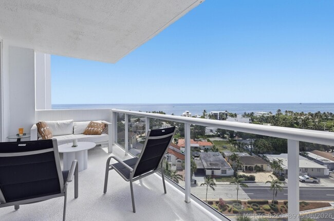 Building Photo - 2715 N Ocean Blvd