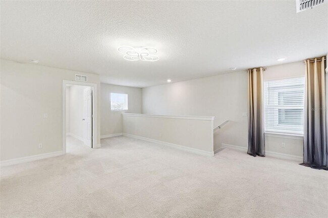 Building Photo - 2282 Nuthatch St