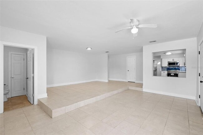 Building Photo - 7414 S Sherrill St
