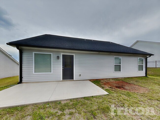 Building Photo - 19 Bloomwood Heights