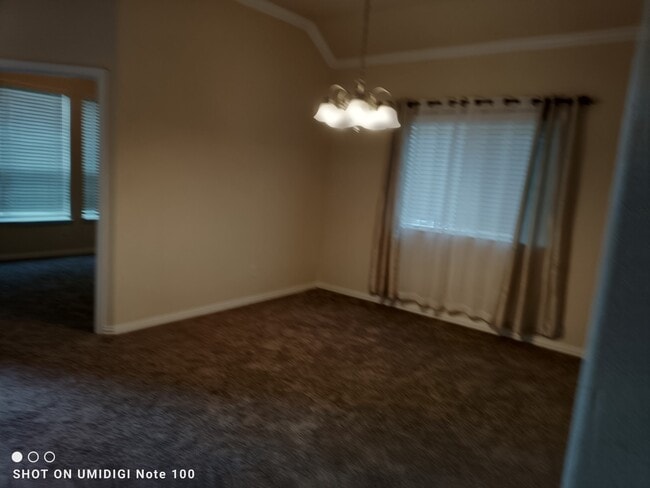 Building Photo - 21354 Somerset Shores Crossing