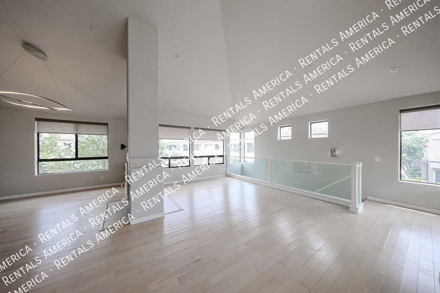 Building Photo - 7400 E Gainey Club Dr