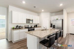 Building Photo - 141 Hugh Dr