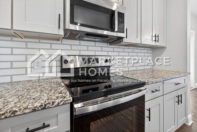 Building Photo - 134 Barbara St