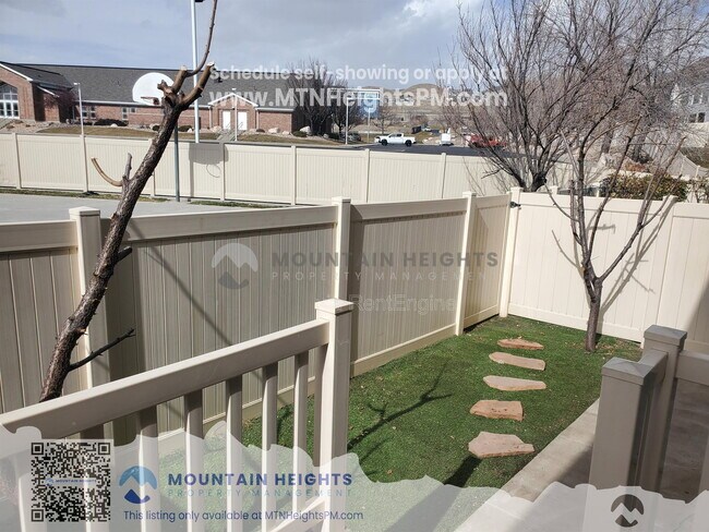 Building Photo - 3113 Provence Ln