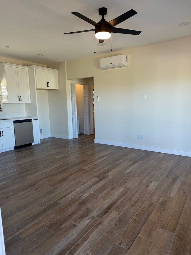 Building Photo - BRAND NEW PREMIUM APPLE VALLEY HOME