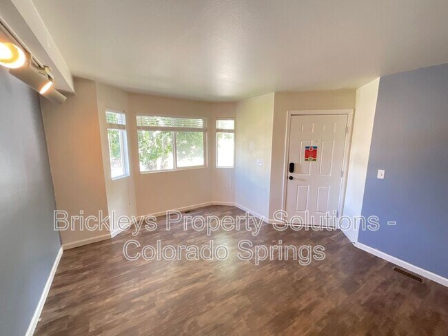 Building Photo - 3987 Aspen Leaf Point