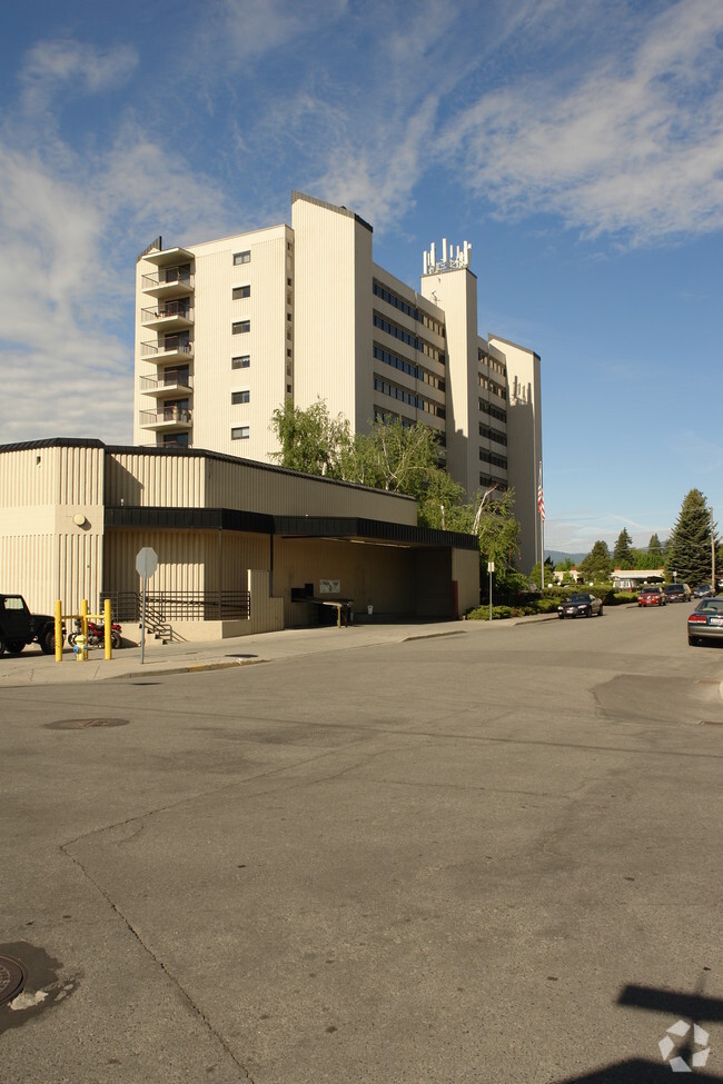 Building Photo - Lake Tower Apartments