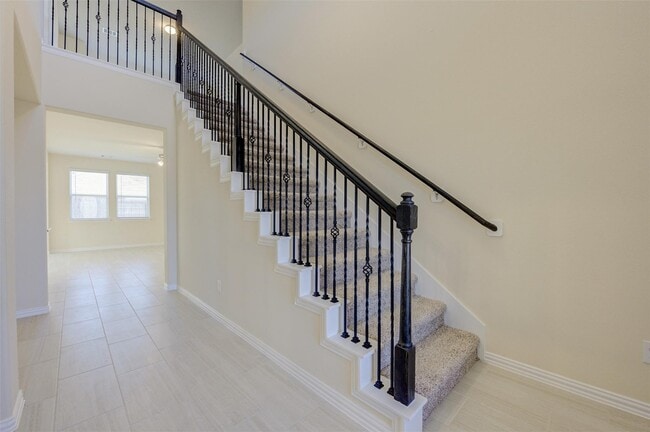 Building Photo - 10902 Granite Chief Dr