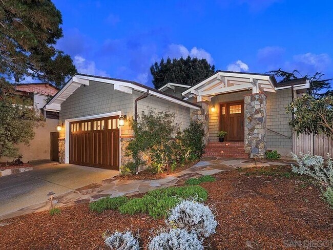 Primary Photo - Ideal Location w/ Ocean Views - Perfect Sp...