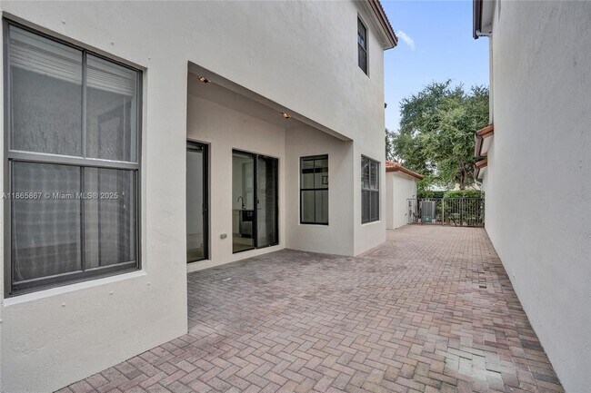 Building Photo - 8387 NW 38th St