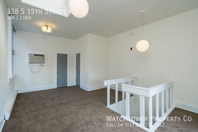 Building Photo - 338 S 15th St