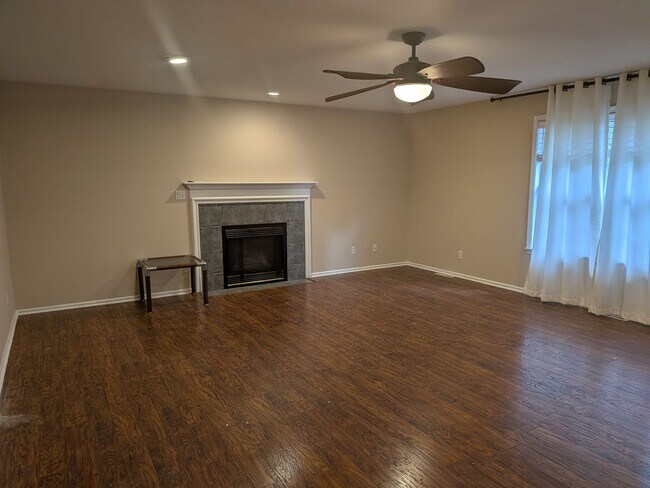 Building Photo - 4108 Cedar Crest Ln