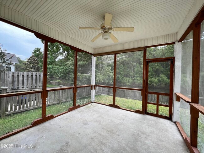 Building Photo - 274 Coralstone Ct
