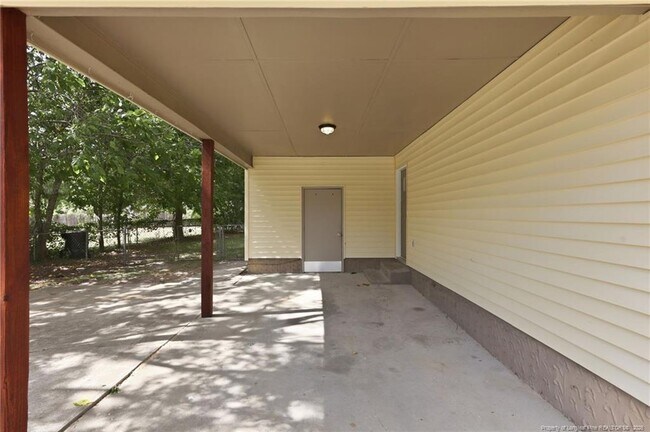 Building Photo - 6791 Seaford Dr