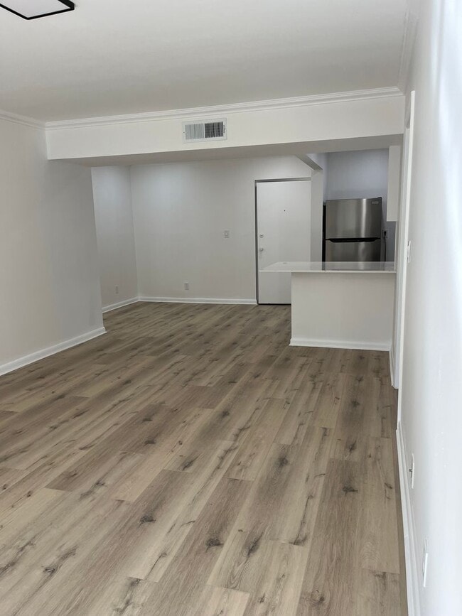 Building Photo - Beautiful 2 bedroom 2 bath Condo in Boca R...