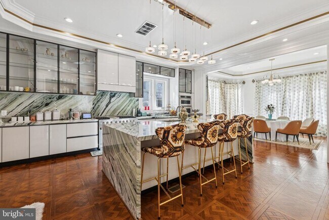 Building Photo - 855 Dolley Madison Blvd