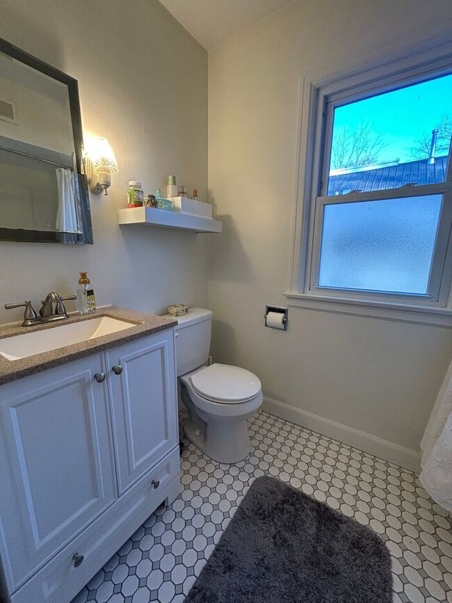 Building Photo - $1,800 | 2 Bedroom, 1 Bathroom Home | No Pets Allowed | Available for August 14th, 2026 Move In!