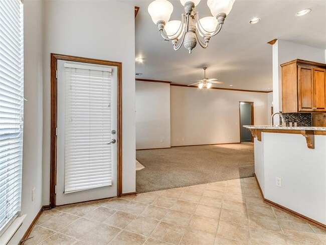 Building Photo - 8401 NW 107th St