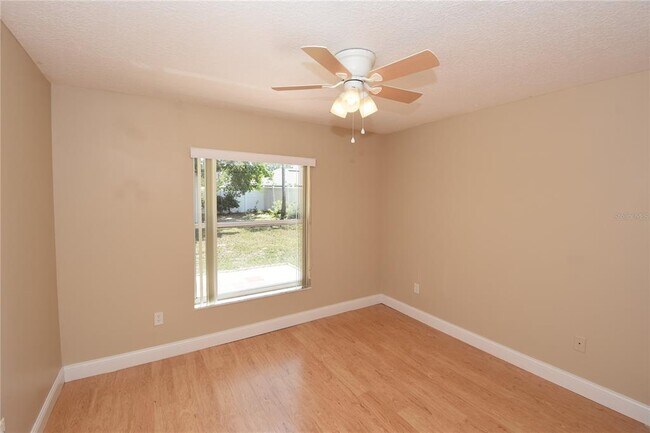 Building Photo - 16 Richland Ln