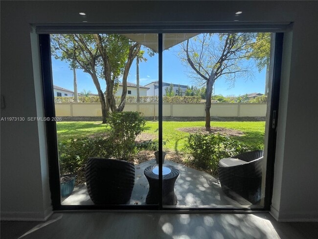 Building Photo - 8290 Lake Dr