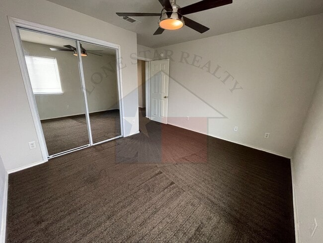 Building Photo - 4-Bedroom House for Rent in Killeen
