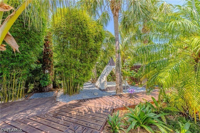 Building Photo - 27180 Williams Rd