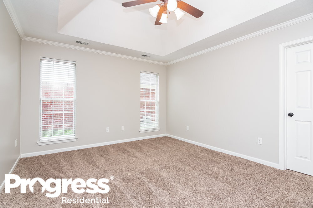 Building Photo - 5695 Kuykendall Dr