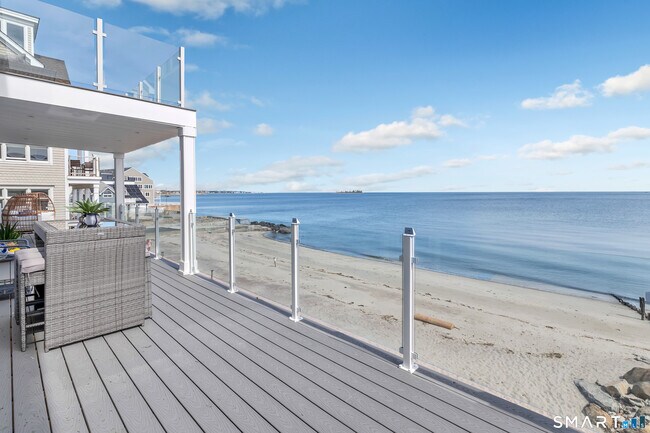 Building Photo - 9 Stowe Ave