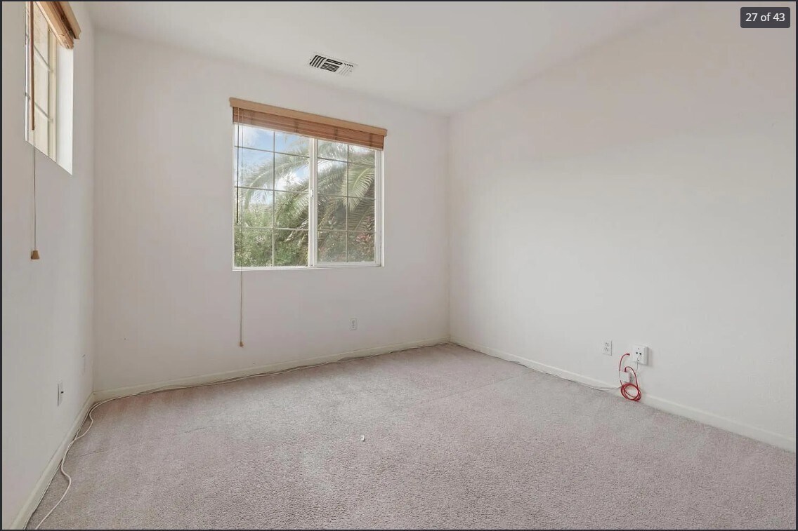 Building Photo - 748 Iberis Way