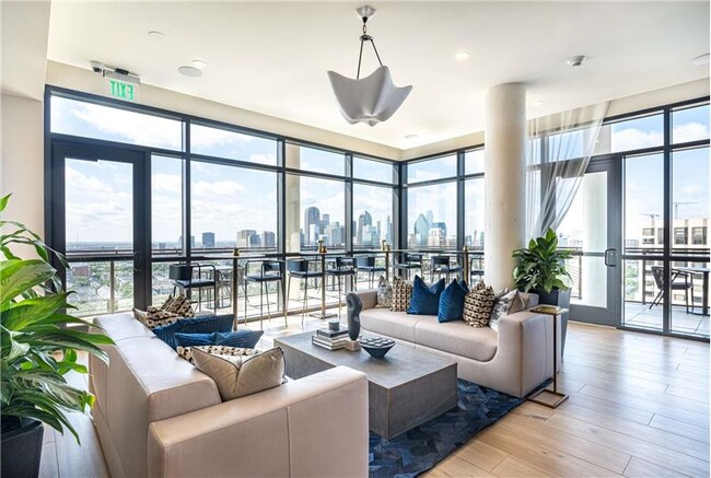 Building Photo - 3201 McKinney Ave