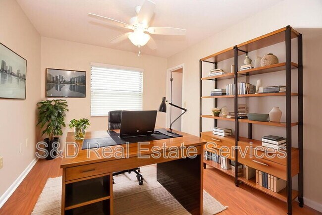 Building Photo - 2210 Harbor Town Ln