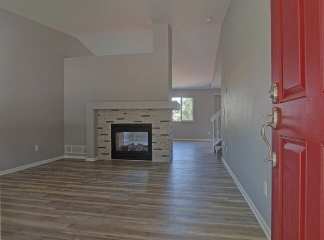 Building Photo - Evolve Real Estate: Complete Remodel with ...
