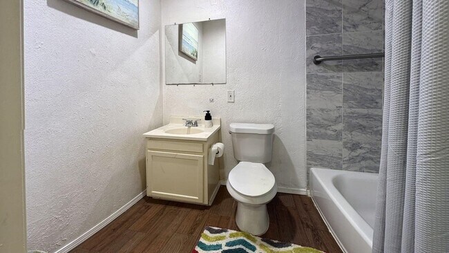 Building Photo - 7901 Record St