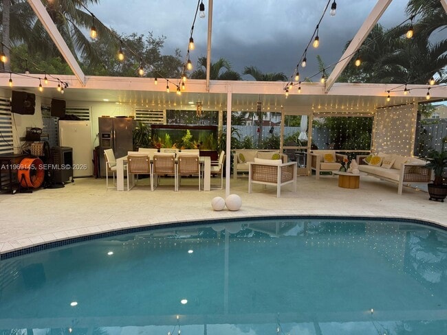 Building Photo - 15220 SW 49th St