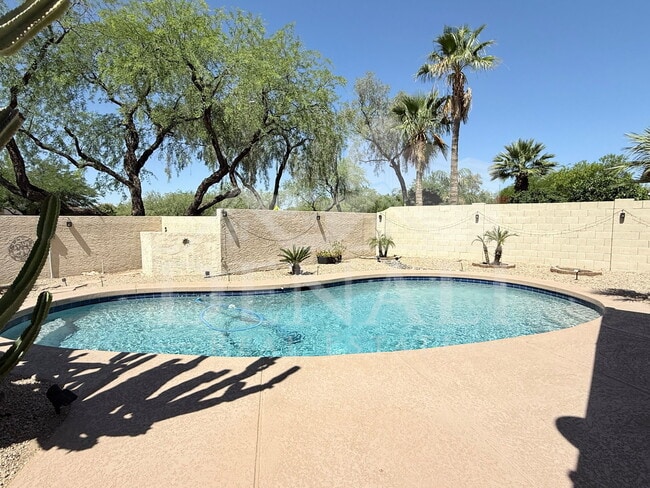 Building Photo - 14204 N 100th Pl