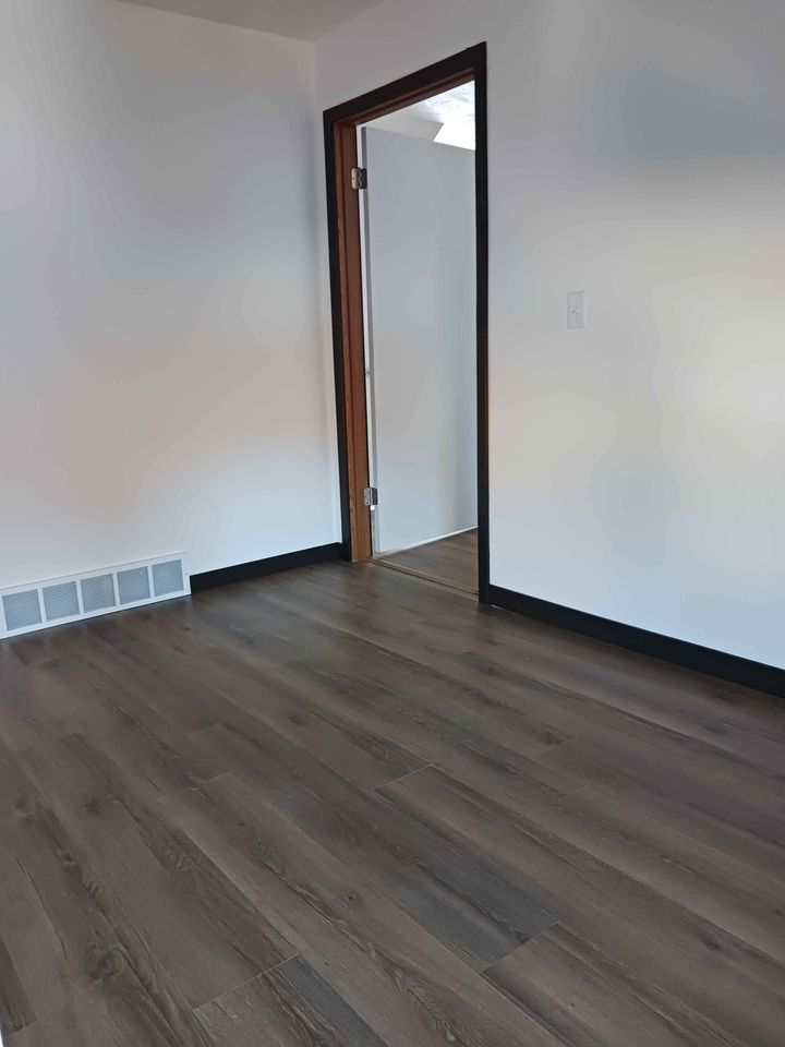 Building Photo - 1260 Day St